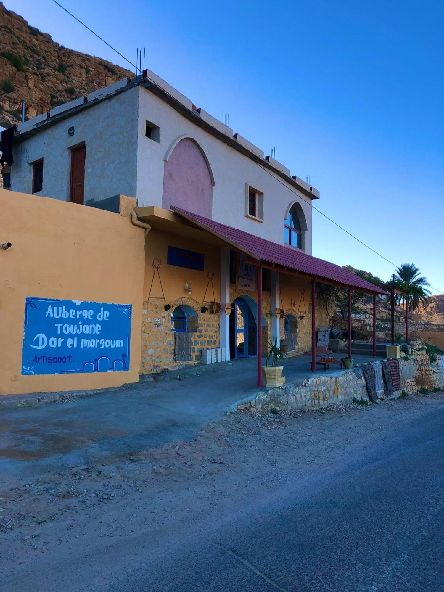 Auberge Tujan Toujane Exterior photo